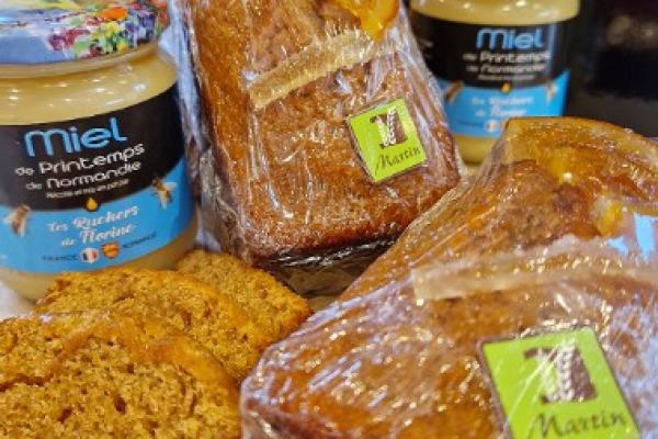 véritable pain d'épices au miel des ruchers de florine, seigle de la ferme des noyer