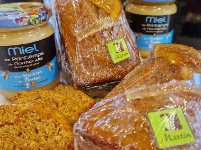 véritable pain d'épices au miel des ruchers de florine, seigle de la ferme des noyer